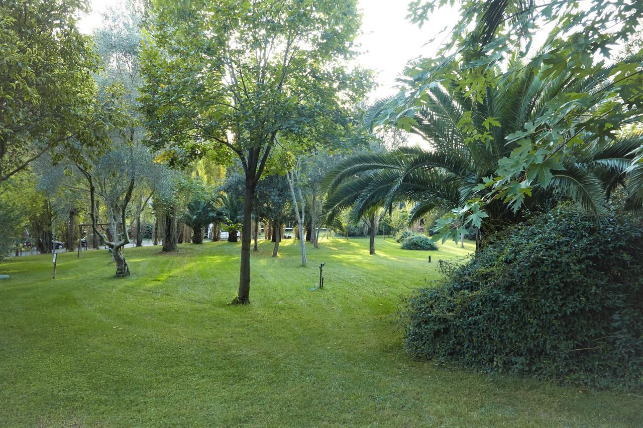 Villa Grant Relais Pomezia Buitenkant foto